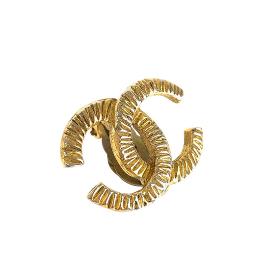 CHANEL Earring plating gold Earring COCO Mark Women Used Authentic