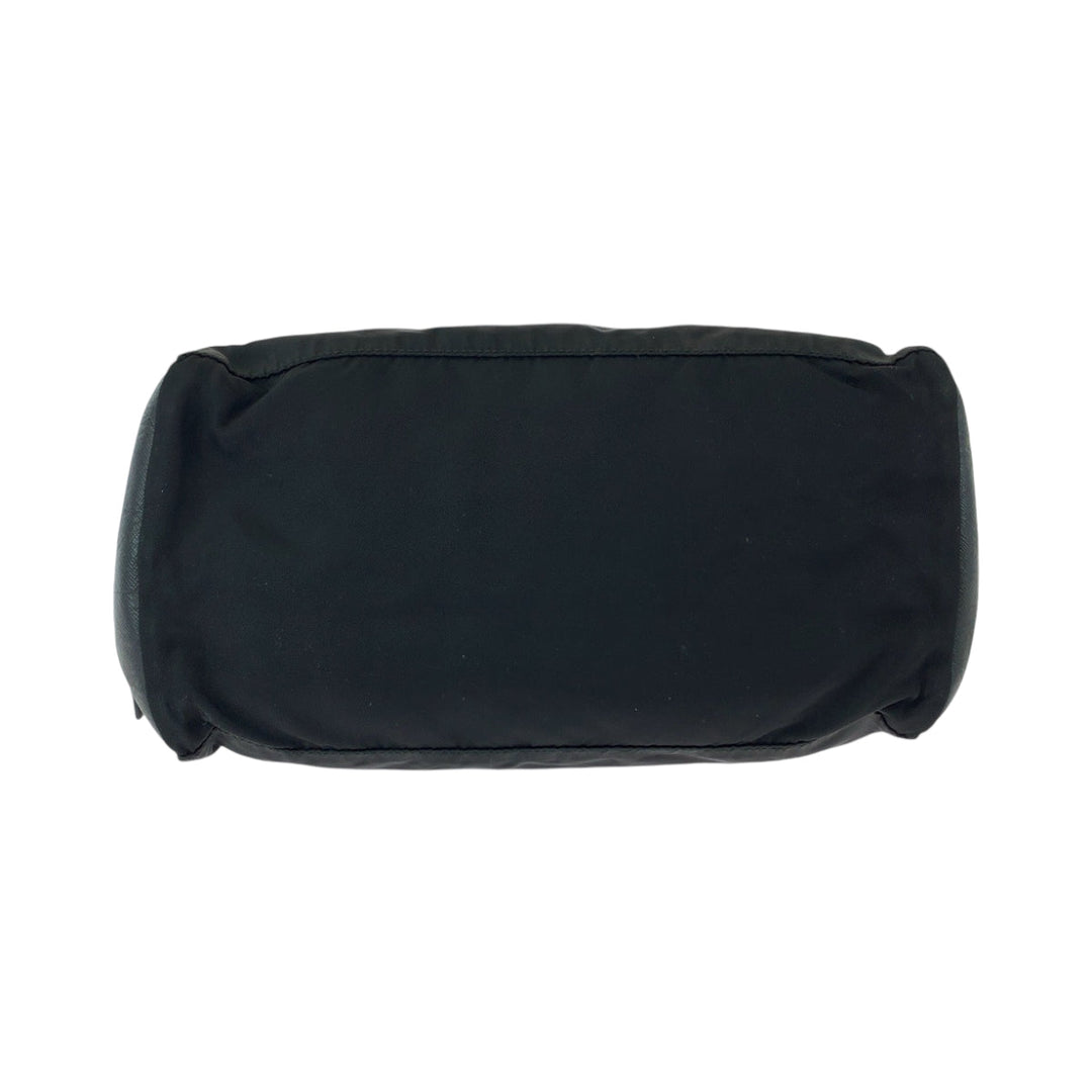 PRADA Clutch bag Nylon Black SilverMetal Clutch bag business bag pouch Test Triangle With logo mens Used Authentic