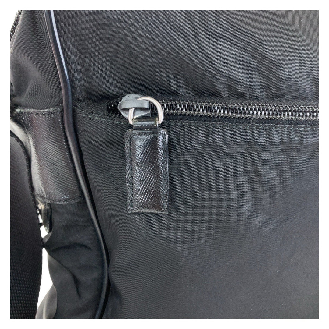PRADA Shoulder Bag Nylon Black SilverMetal Crossbody Shoulder Bag Messenger Bag Test Triangle With logo mens Used Authentic