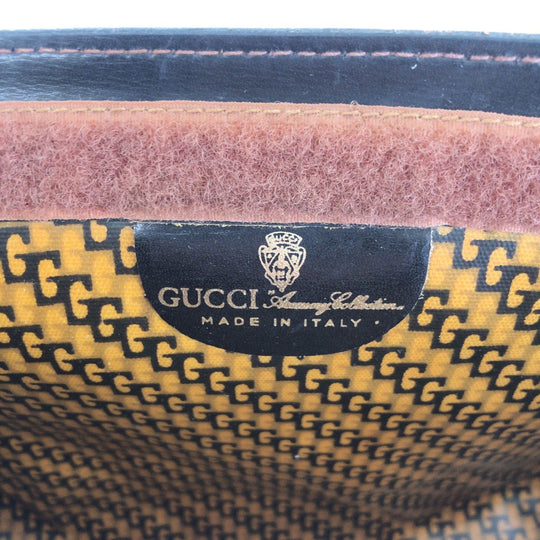 GUCCI Clutch bag Suede, Leather Brown Clutch bag business bag Old Gucci Shelly Line mens Used Authentic