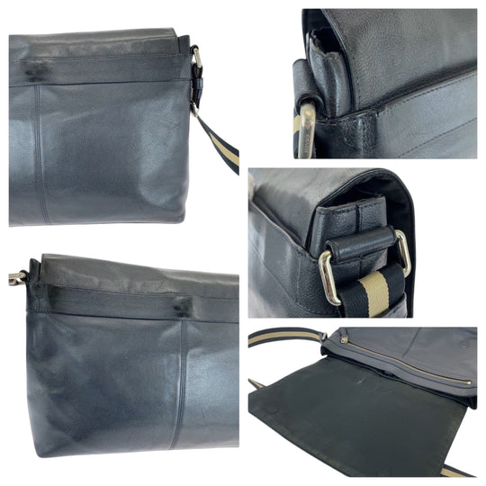 COACH Shoulder Bag F54792 leather Navy Beige SilverMetal Shoulder Bag Messenger bag mens Used Authentic