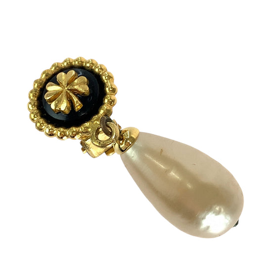 CHANEL Earring Plating, Fake Pearl Black gold Swing Earrings Camelia Women Used Authentic