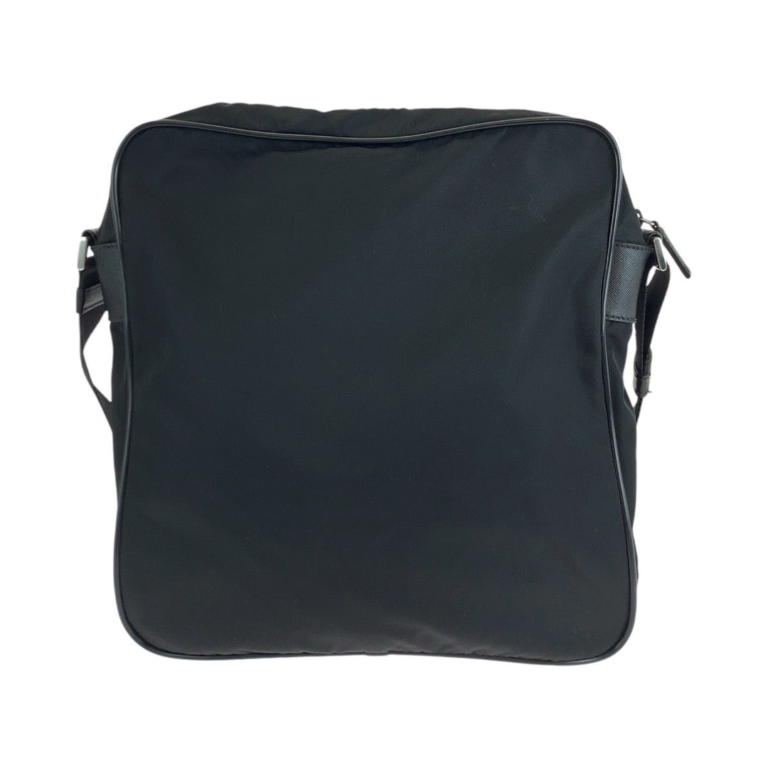 PRADA Shoulder Bag Nylon, Leather BlackSilverMetal Shoulder Bag Pochette Unisex Test Triangle With logo Women Used Authentic