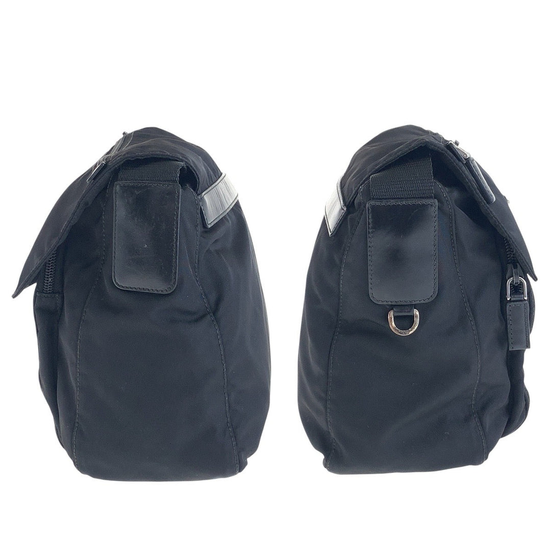 PRADA Shoulder Bag Nylon Black SilverMetal Shoulder Bag pochette Test Triangle With logo Women Used Authentic