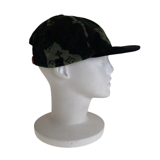 LOUIS VUITTON Casquette MP2724 cotton khaki Newsboy cap Duck pattern Casquette Easy Fit Women 60 Used Authentic