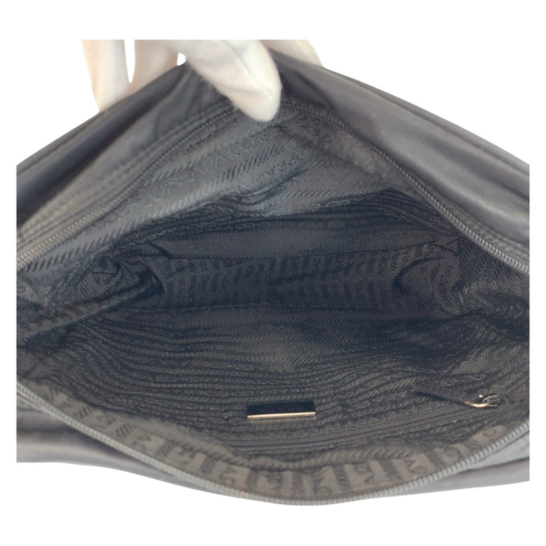 PRADA Shoulder Bag Nylon Black SilverMetal Shoulder Bag pochette Test Triangle With logo Women Used Authentic