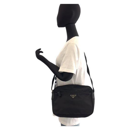 PRADA Shoulder Bag Nylon Black SilverMetal Shoulder Bag pochette Test Triangle With logo Women Used Authentic