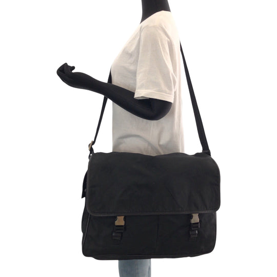 PRADA Shoulder Bag Nylon Black SilverMetal Shoulder Bag Messenger bag Test Triangle With logo mens Used Authentic