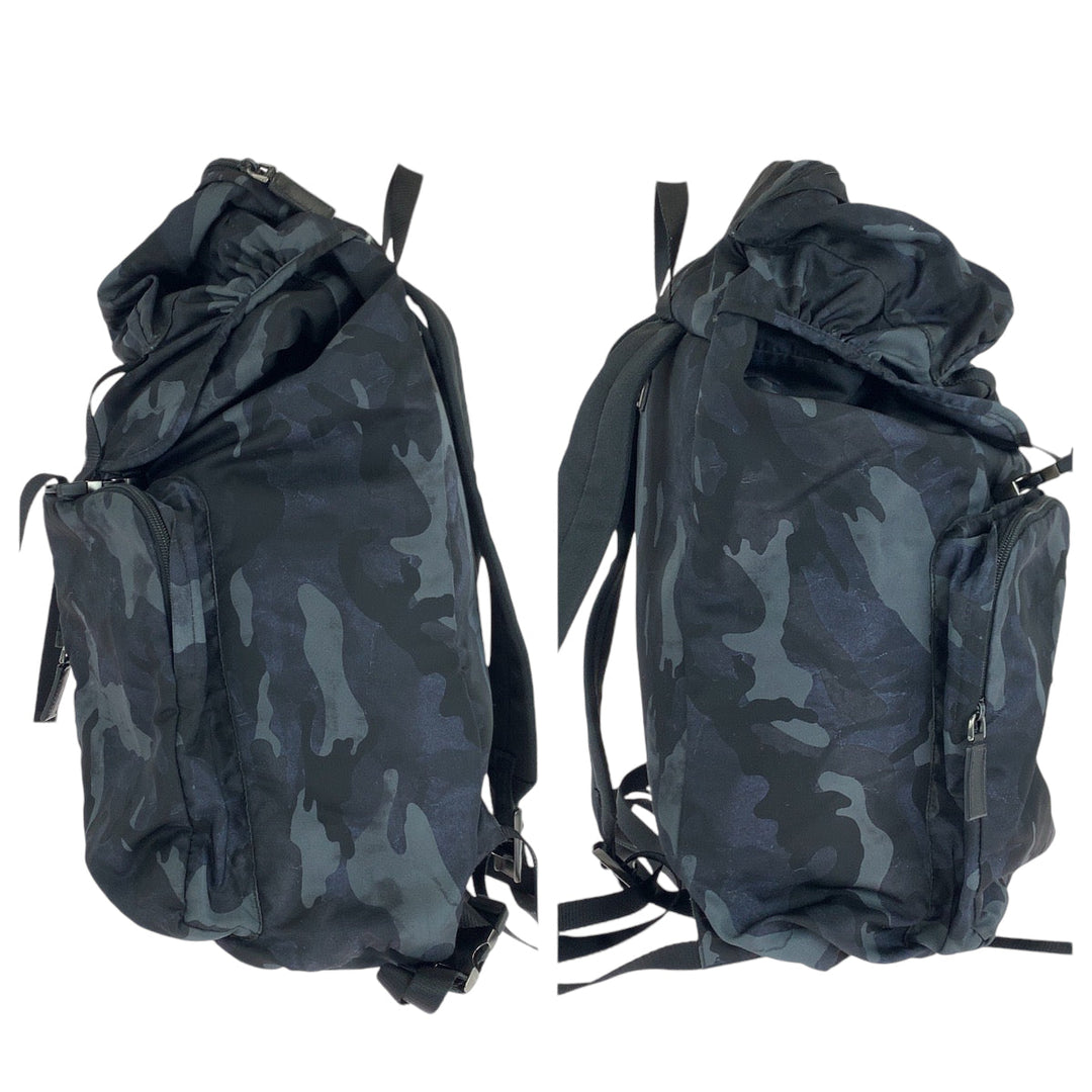 PRADA Backpack V136 Nylon khaki Backpack Backpack Tessuto Camouflage Pattern Triangle With logo mens Used Authentic