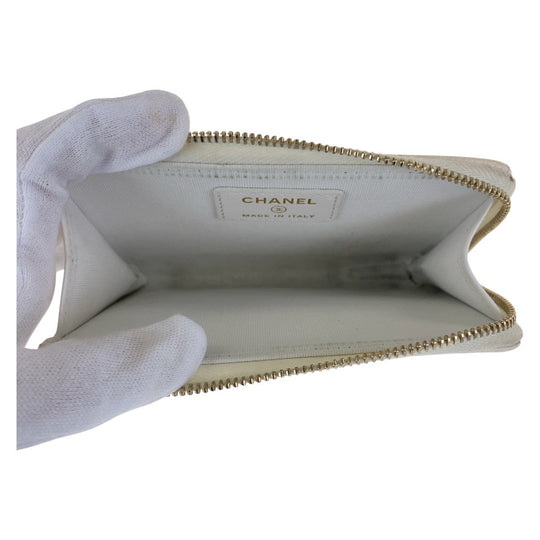 CHANEL Coin case Caviar skin White GoldMetal Coin case fragment case Matrasse COCO Mark Women Used Authentic