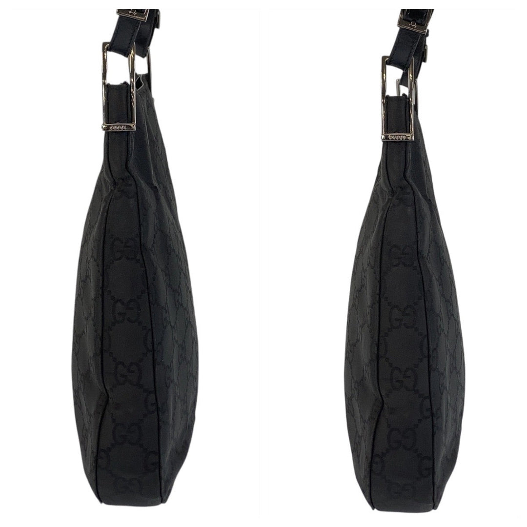 GUCCI Shoulder Bag 13166 GG canvas Black SilverMetal Shoulder Bag Women Used Authentic