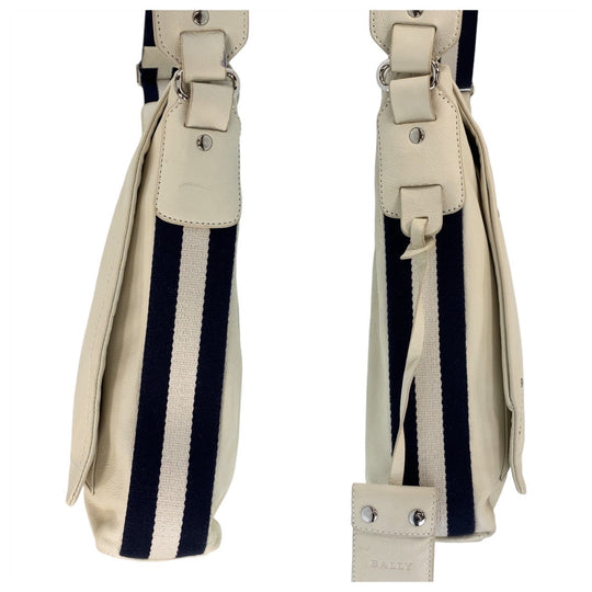BALLY Shoulder Bag leather White SilverMetal Crossbody Shoulder Bag Messenger Bag mens Used Authentic