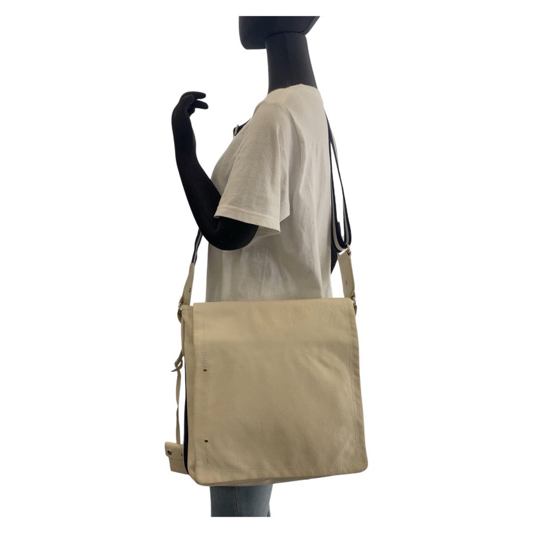 BALLY Shoulder Bag leather White SilverMetal Crossbody Shoulder Bag Messenger Bag mens Used Authentic