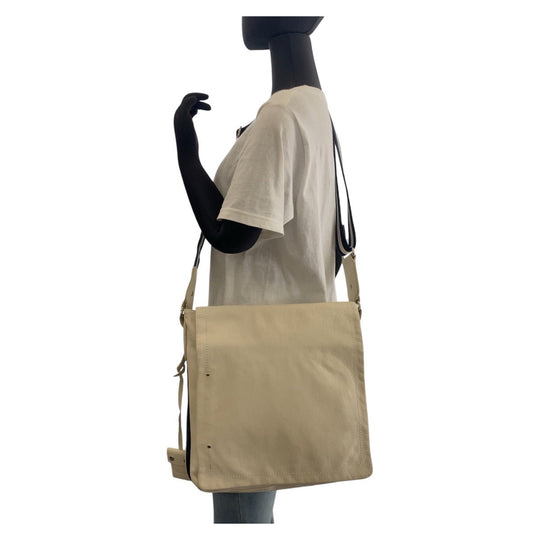BALLY Shoulder Bag leather White SilverMetal Crossbody Shoulder Bag Messenger Bag mens Used Authentic