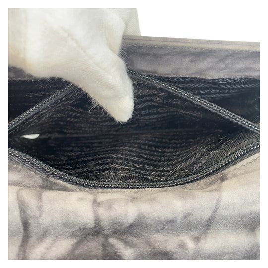 PRADA Shoulder Bag Suede, Plastic gray Crossbody Shoulder Bag Messenger Bag Plastic Chain Women Used Authentic