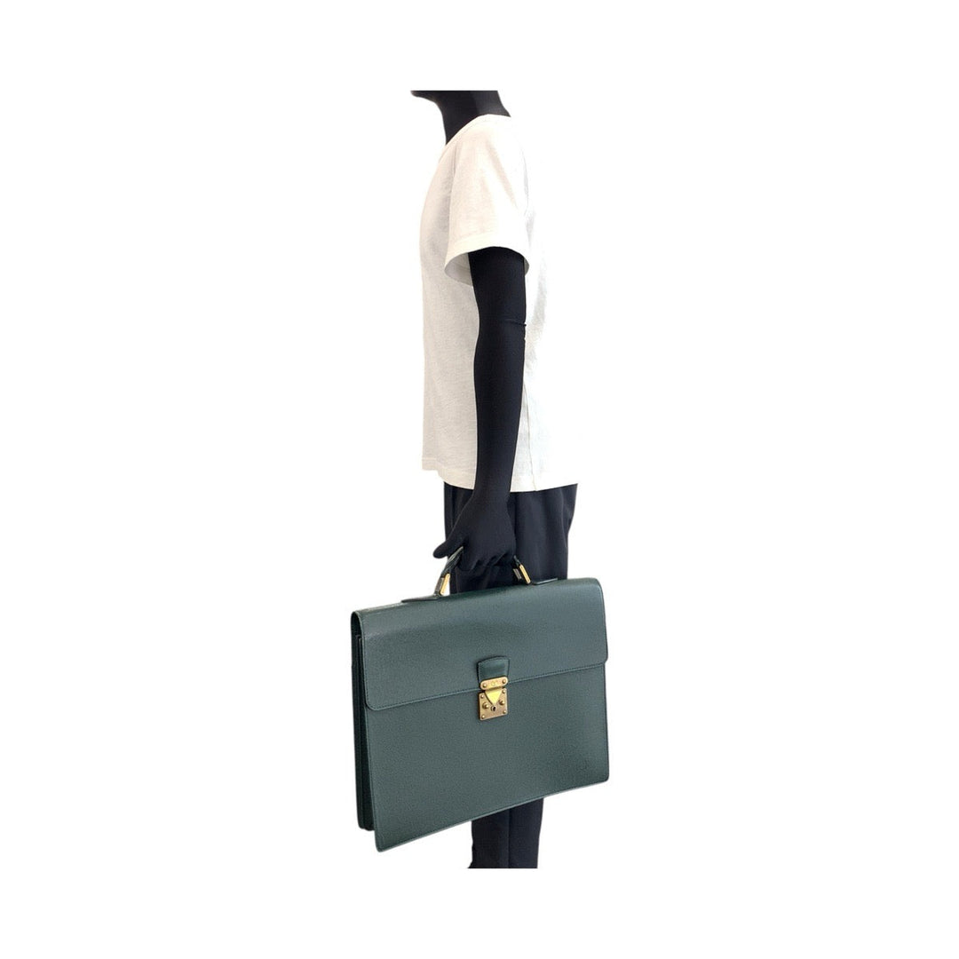 LOUIS VUITTON Business bag M30034 leather Episea Dark Green Gold Metal Business bag briefcase Taiga Moscova mens Used Authentic