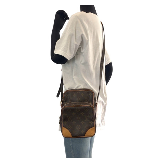 LOUIS VUITTON Shoulder Bag M45236 PVC, Leather Brown Gold Metal Shoulder Bag pochette Monogram Amazone Women Used Authentic