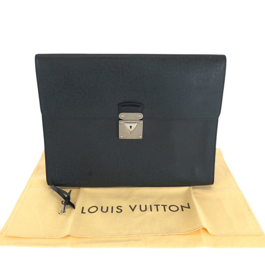 LOUIS VUITTON Business bag M31062 leather Ardoise Black SilverMetal Business bag briefcase Taiga Minuto mens Used Authentic