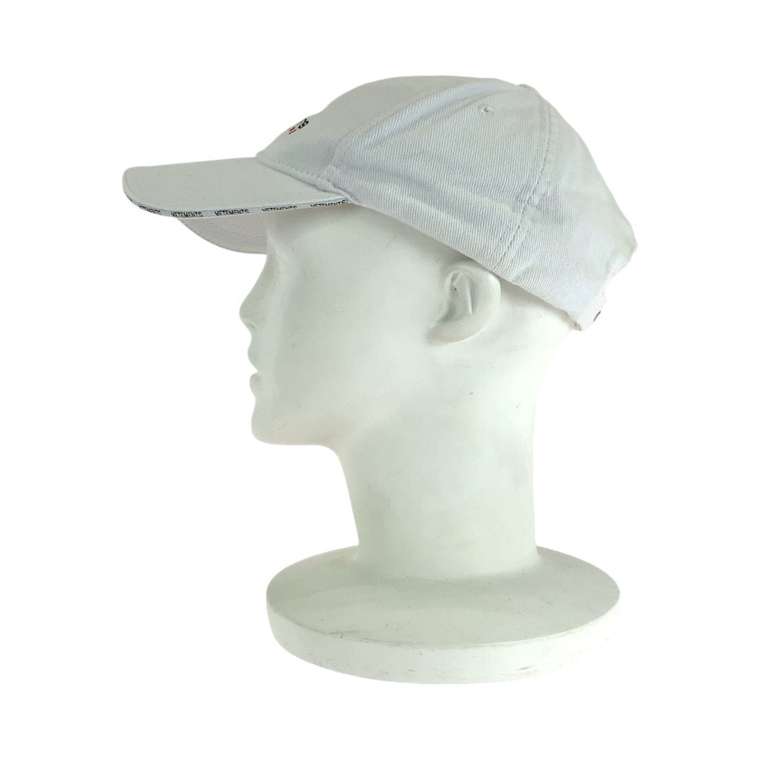 VETEMENTS cap cotton white Cap Baseball Cap mens Used Authentic