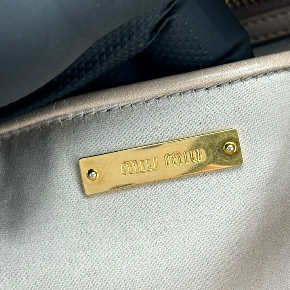Miu Miu Handbag RN1096 leather beige Women Used Authentic