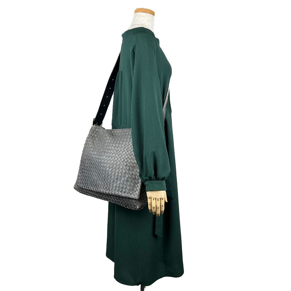 BOTTEGAVENETA Shoulder Bag 161314 leather gray INTRECCIATO unisex(Unisex) Used Authentic