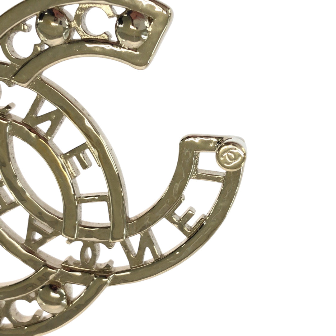 CHANEL Brooch Metal, Faux Pearl gold 22AW COCO Mark Fake Pearl Women Used Authentic