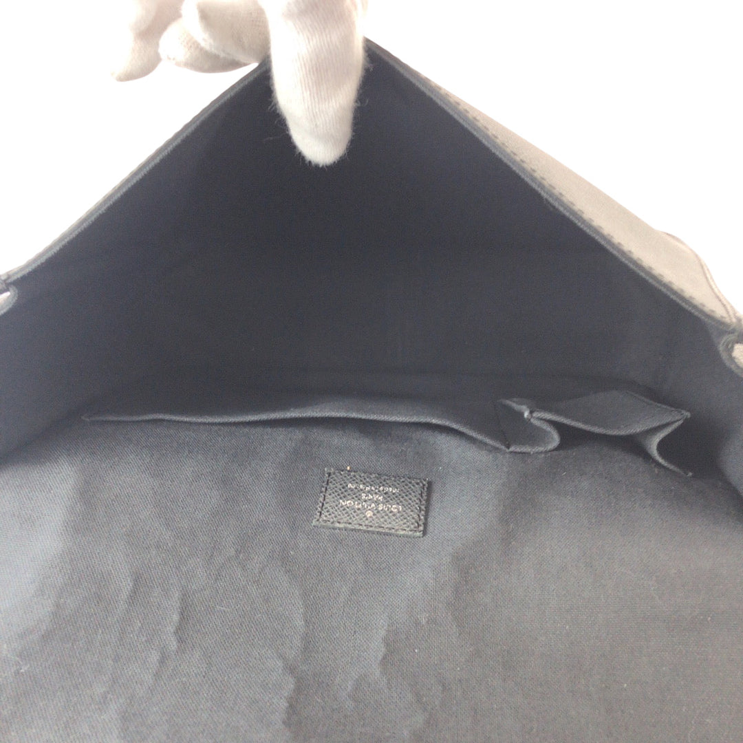 LOUIS VUITTON Shoulder Bag M32482 Taiga Ardoise Black SilverMetal Shoulder Bag Messenger bag Taiga Andrei mens Used Authentic