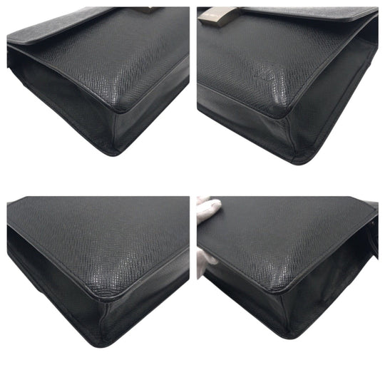 LOUIS VUITTON Clutch bag M30782 leather black Clutch bag business bag Taiga ardwards Selenga mens Used Authentic