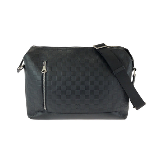 LOUIS VUITTON Shoulder Bag N42417 leather black Shoulder Bag Messenger bag Damier Anfini Discovery Messenger MM mens Used Authentic