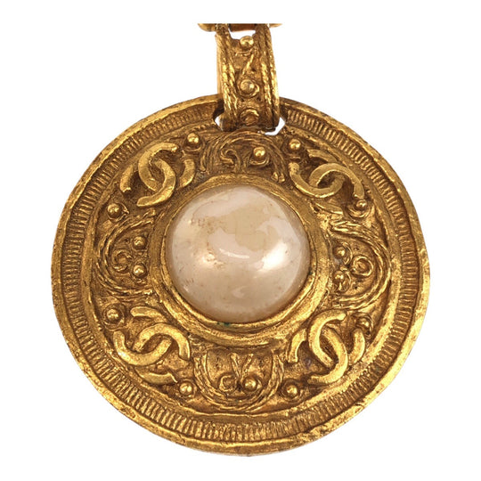 CHANEL Brooch Plating, Fake Pearl gold Brooch COCO Mark Women Used Authentic