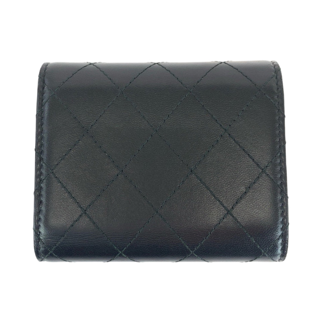 CHANEL Tri-fold wallet lambskin black Folding wallet Compact wallet Matrasse COCO Mark Women Used Authentic