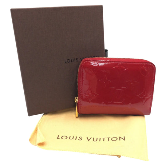 LOUIS VUITTON Card Case M93608  enamel Red Monogram Vernis
