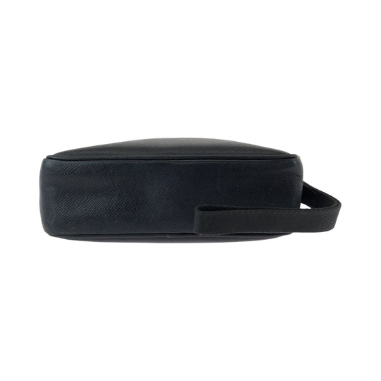 LOUIS VUITTON business bag M30441 Taiga Black Silver Metal business bag clutch bag Taiga Karga mens Used Authentic