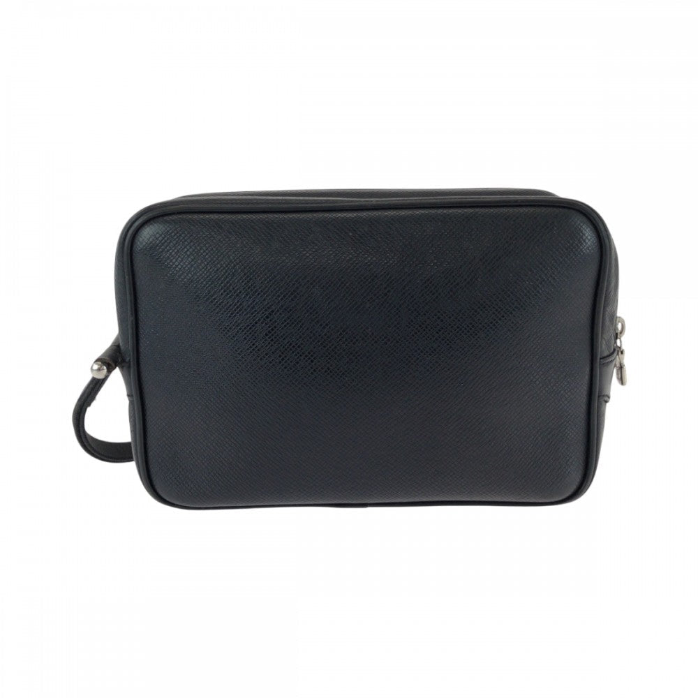 LOUIS VUITTON business bag M30441 Taiga Black Silver Metal business bag clutch bag Taiga Karga mens Used Authentic