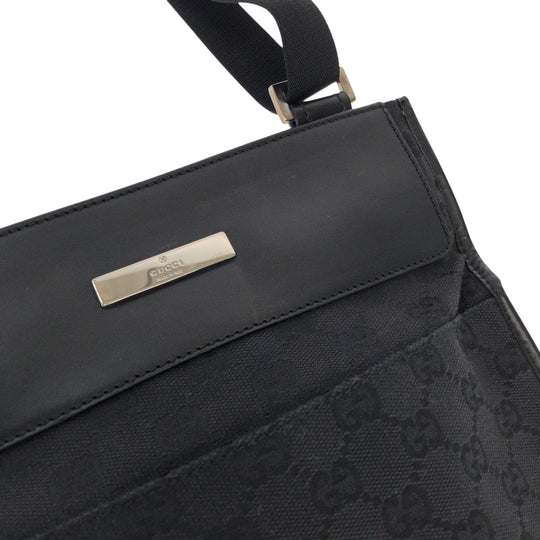 GUCCI Shoulder Bag 27639 GG canvas Black SilverMetal Shoulder Bag Sacoche Women Used Authentic