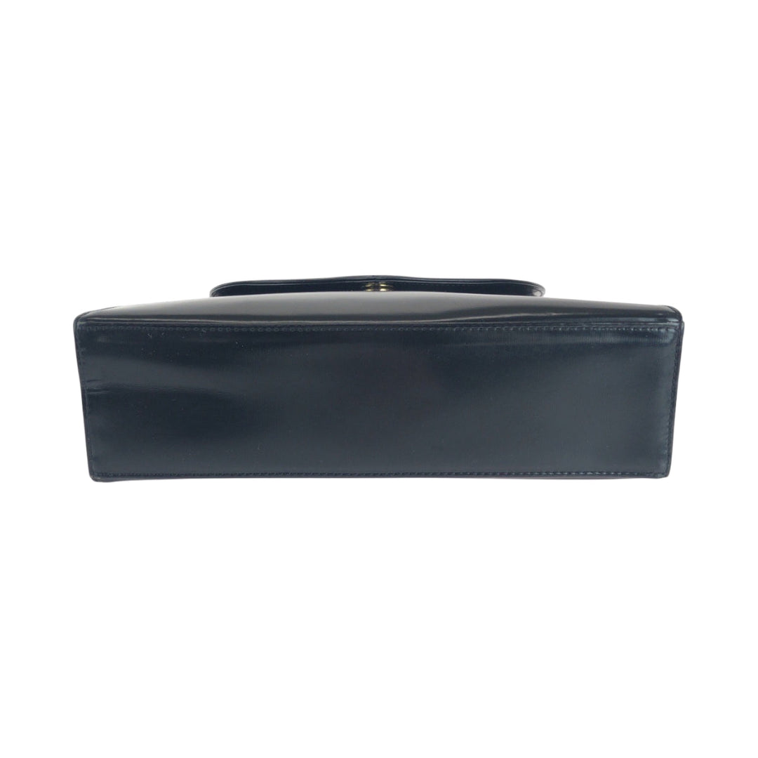 Yves Saint Laurent Handbag leather black Logo charm