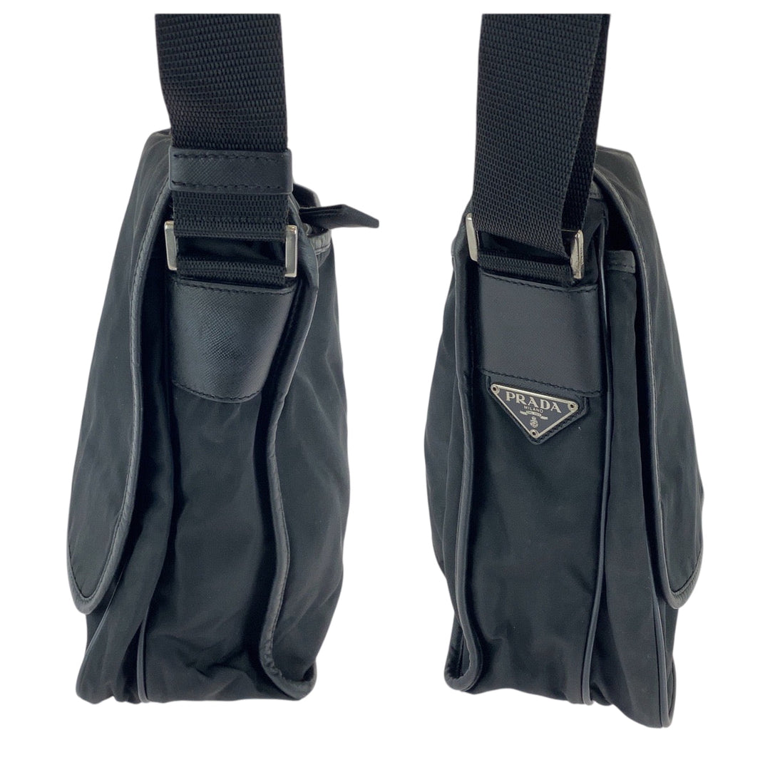 PRADA Shoulder Bag V166 Nylon Black SilverMetal Shoulder Bag Messenger bag Test Triangle With logo Women(Unisex) Used Authentic