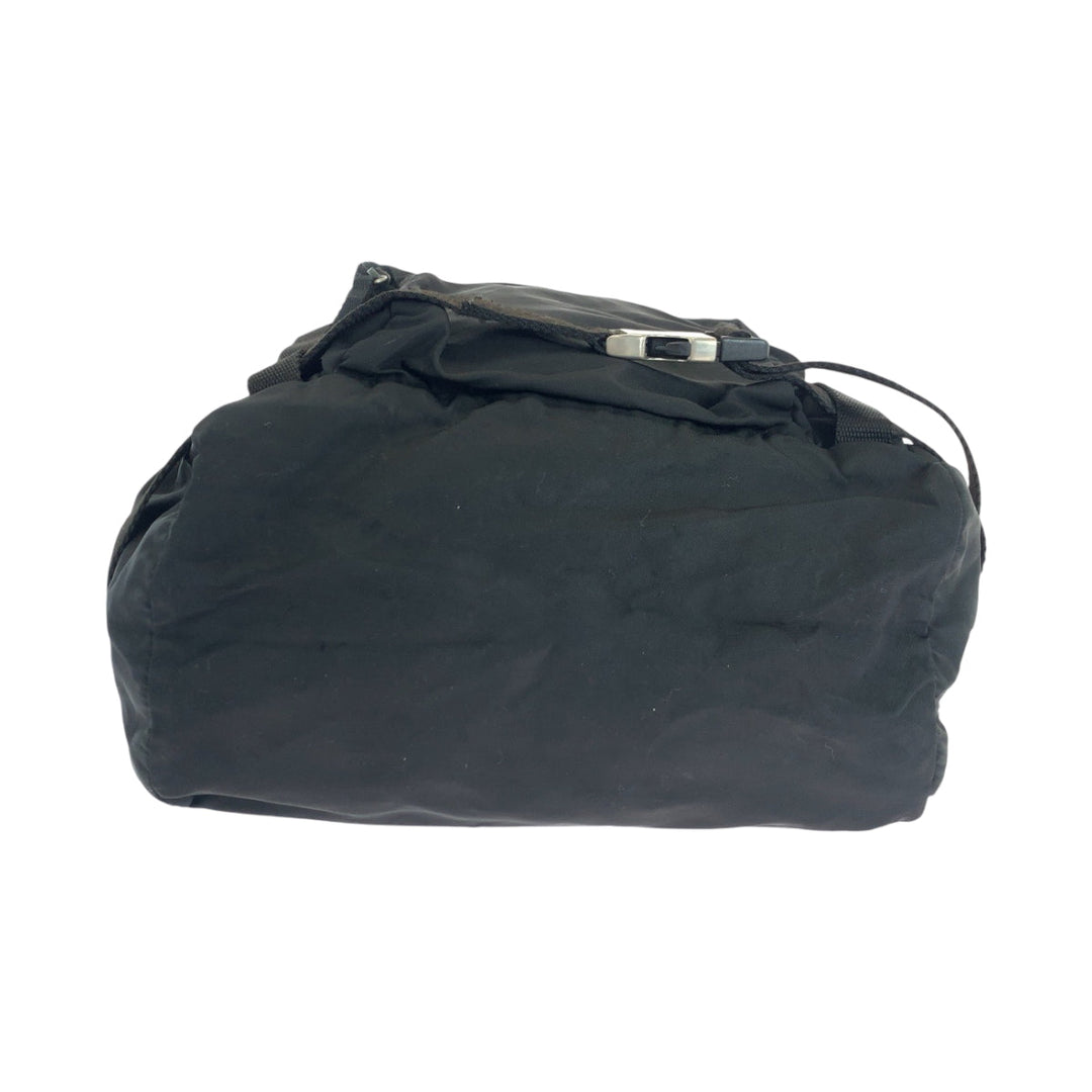 PRADA Backpack V135 Nylon black Test Triangle With logo