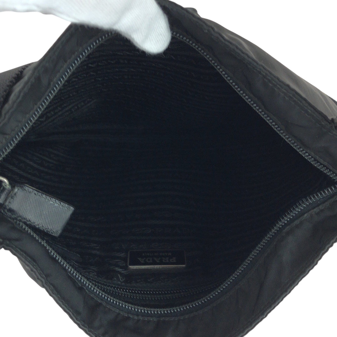 PRADA Shoulder Bag Nylon Black SilverMetal Shoulder Bag Sacoche Test Triangle With logo Women Used Authentic