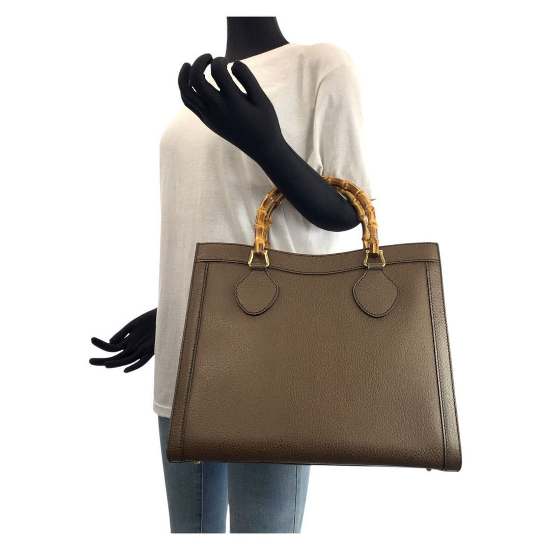 GUCCI Tote Bag 002 0260 leather Brown Gold Metal Old Gucci Bamboo Diana