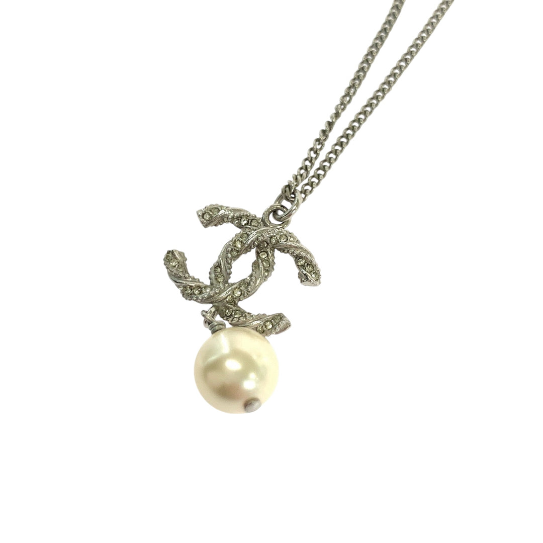 CHANEL Necklace plating Silver white Necklace COCO Mark Fake Pearl Women Used Authentic
