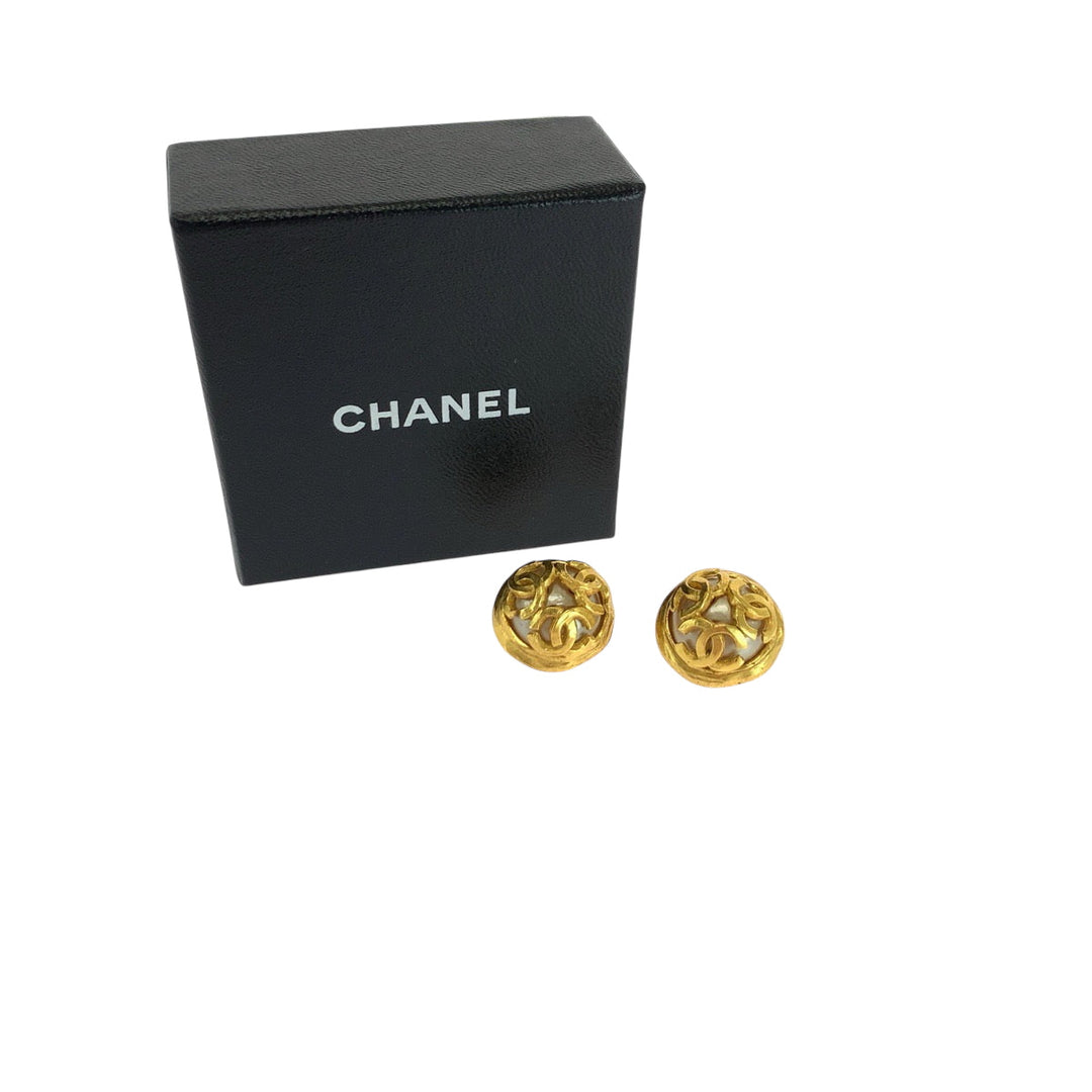 CHANEL Earring plating Gold white Triple COCO Mark Faux Pearl