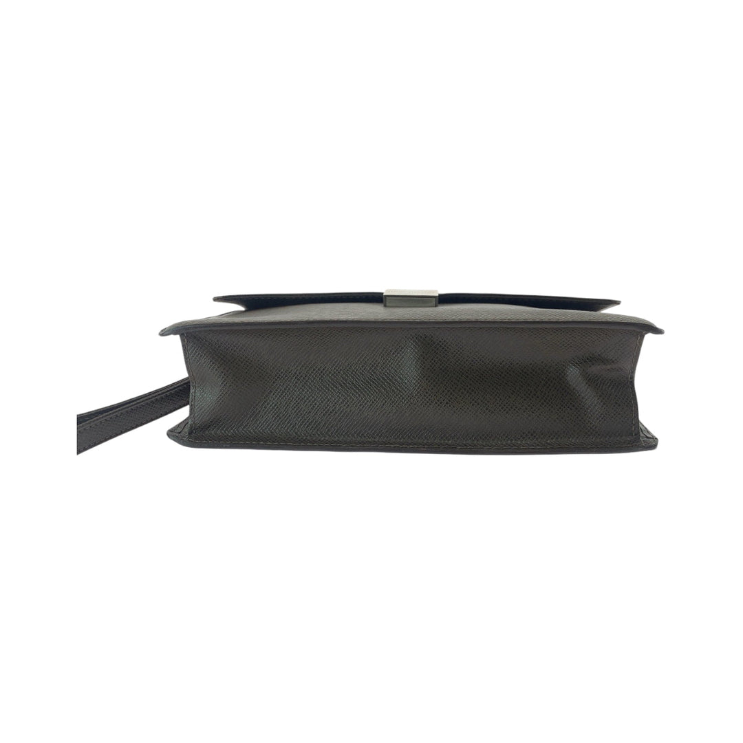 LOUIS VUITTON business bag M30786 Taiga Brown Silver Metal business bag clutch bag Taiga Selenga mens Used Authentic