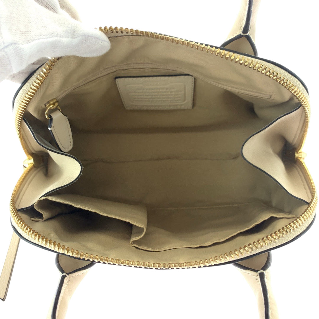 COACH Shoulder Bag 30152 leather White GoldMetal Shoulder Bag handbag Signature Women Used Authentic