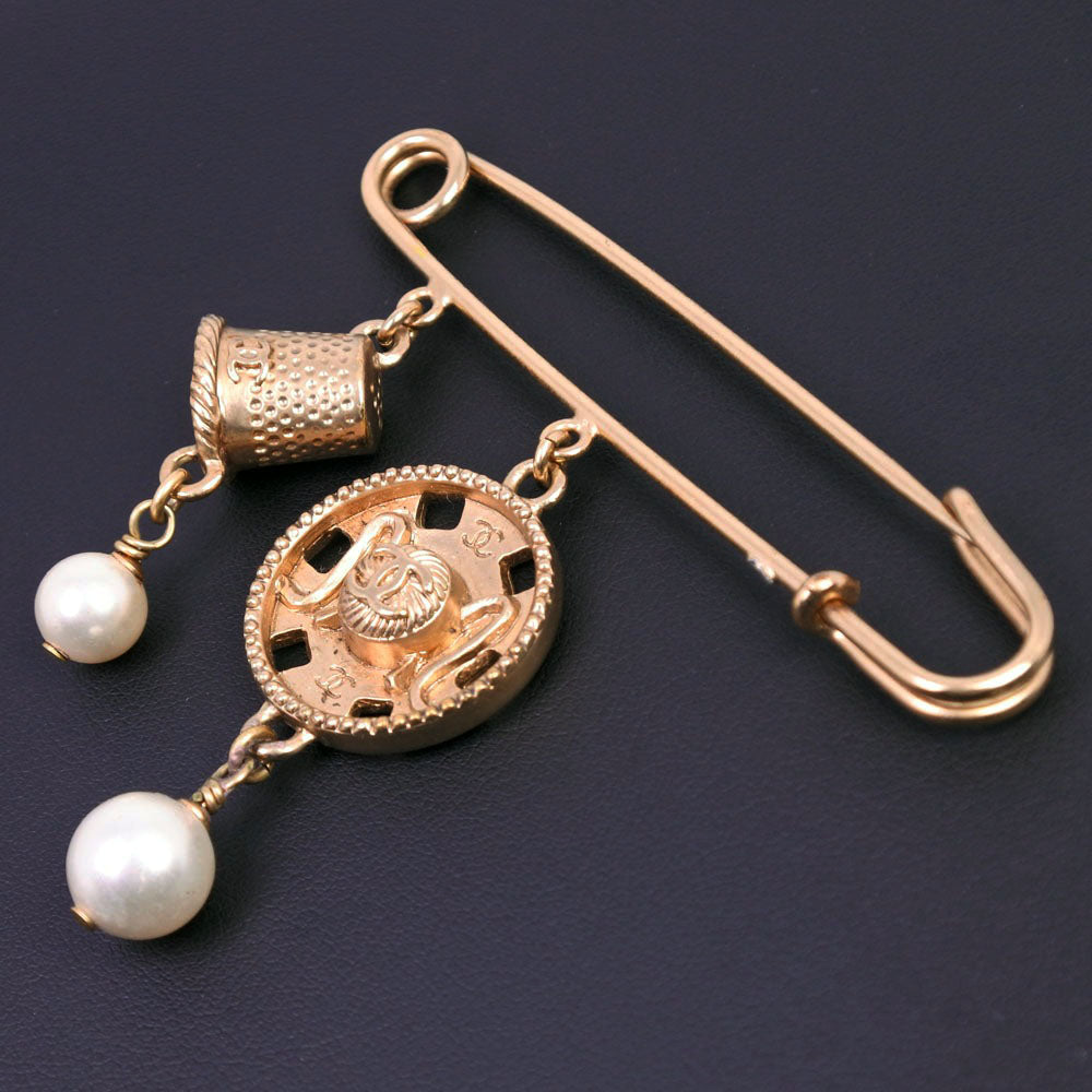 CHANEL Brooch Plated Gold, Faux Pearl gold COCO Mark Women Used Authentic
