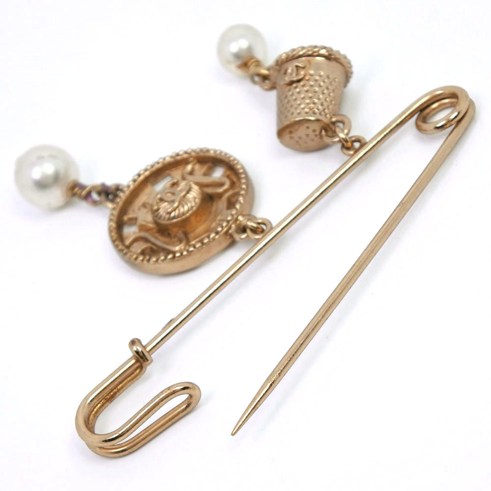 CHANEL Brooch Plated Gold, Faux Pearl gold COCO Mark Women Used Authentic