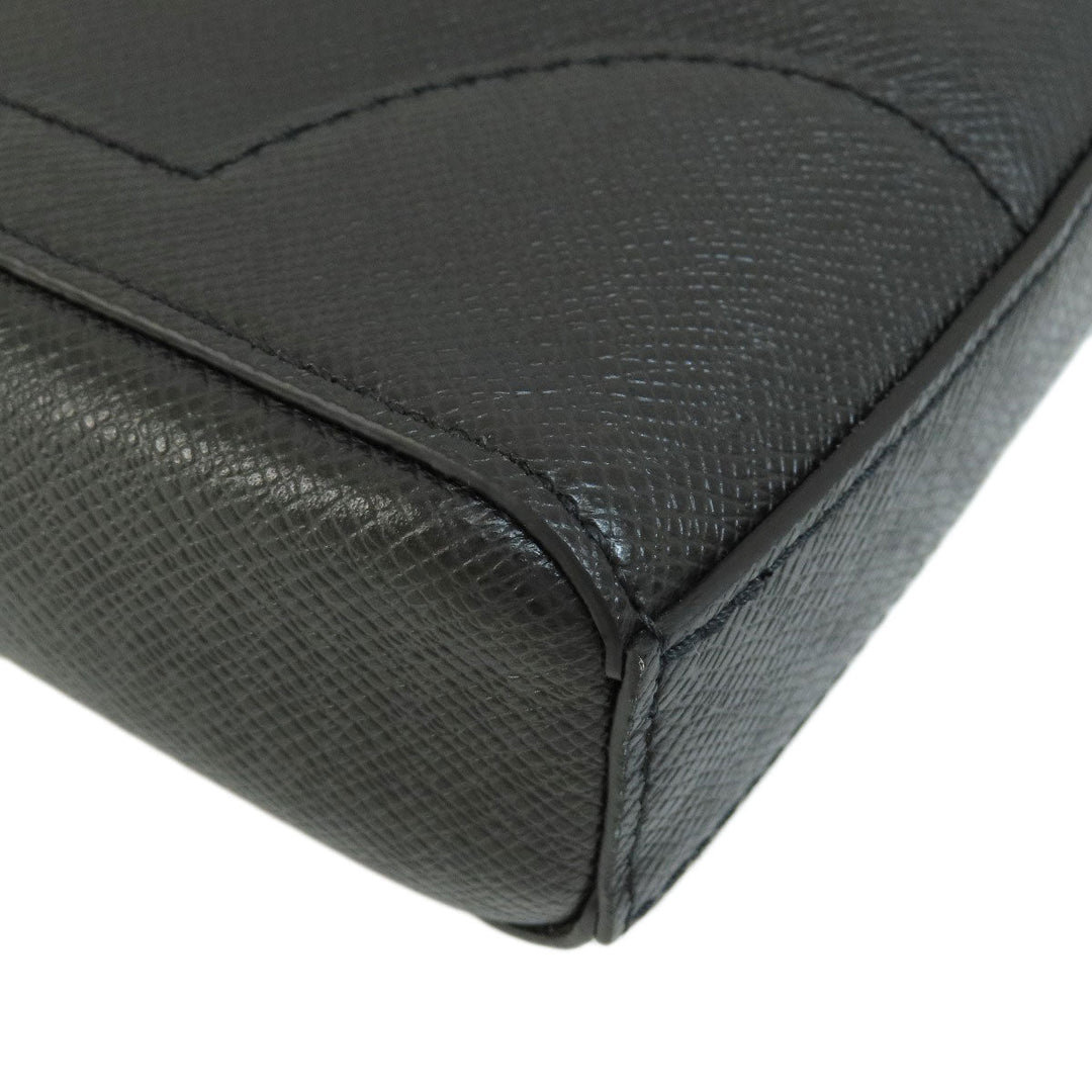 LOUIS VUITTON Business bag M30810 Taiga Leather black slim briefcase mens Used Authentic