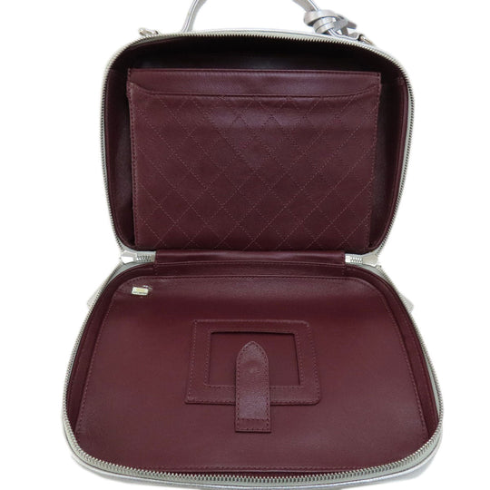 CHANEL Shoulder Bag Caviar skin Silver CC Filigree Vanity Bag SilverMetal