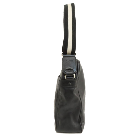 BALLY Shoulder Bag leather black Simple design Women Used Authentic