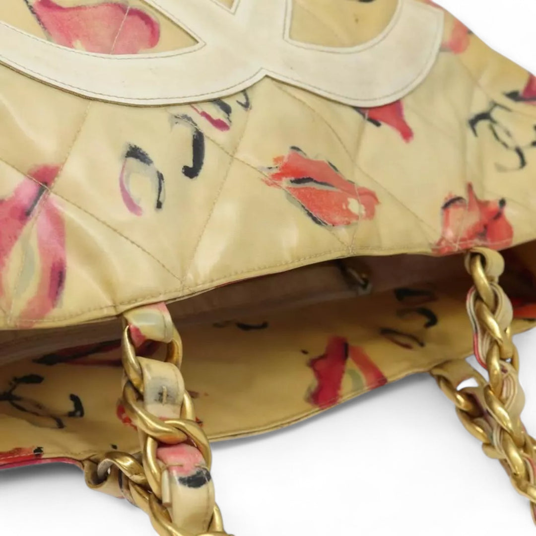 Chanel Chain Tote Bag Vinyl White CC Logo Quilted Pattern Women's Handbag